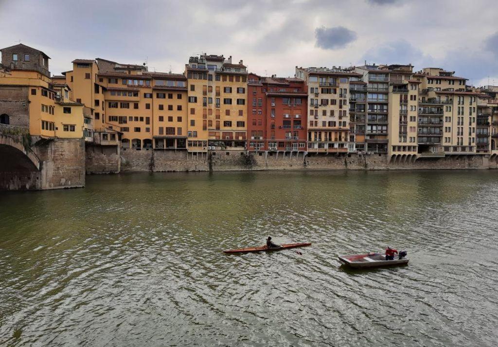 The Secret Window On The River Arno Firenze Bagian luar foto