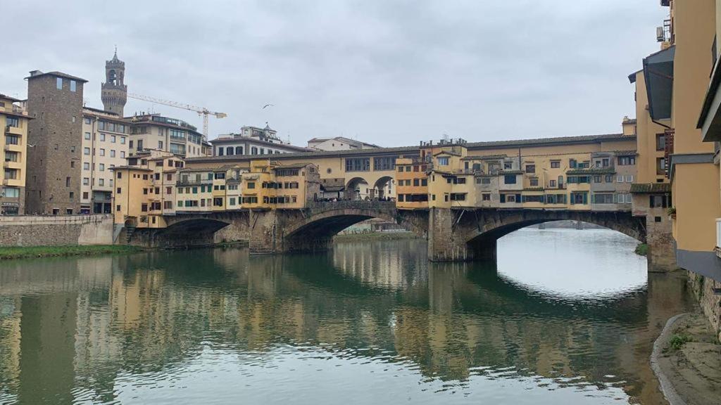 The Secret Window On The River Arno Firenze Bagian luar foto